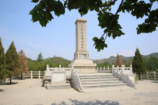 古北口保卫战纪念碑