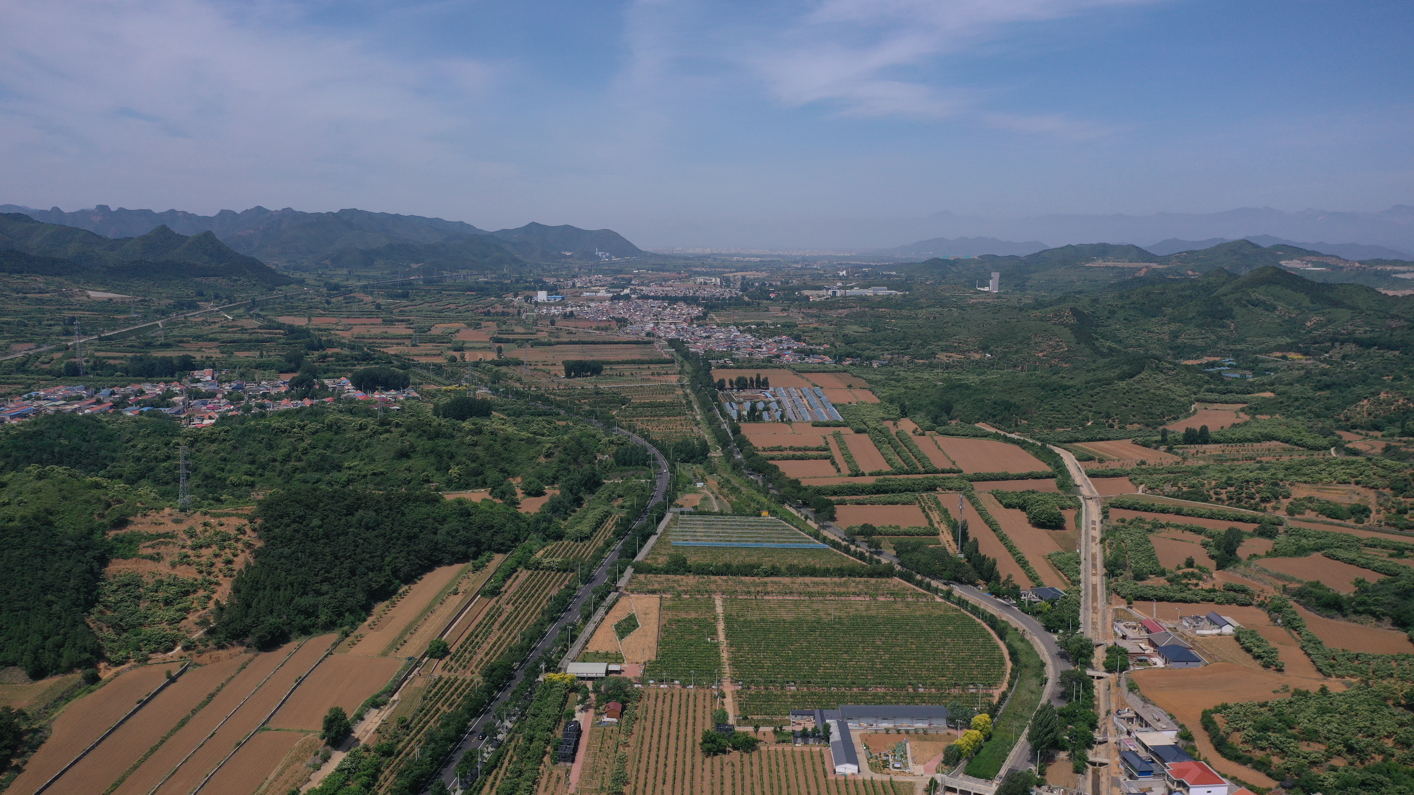 从润之都升空：镜头下的巨各庄