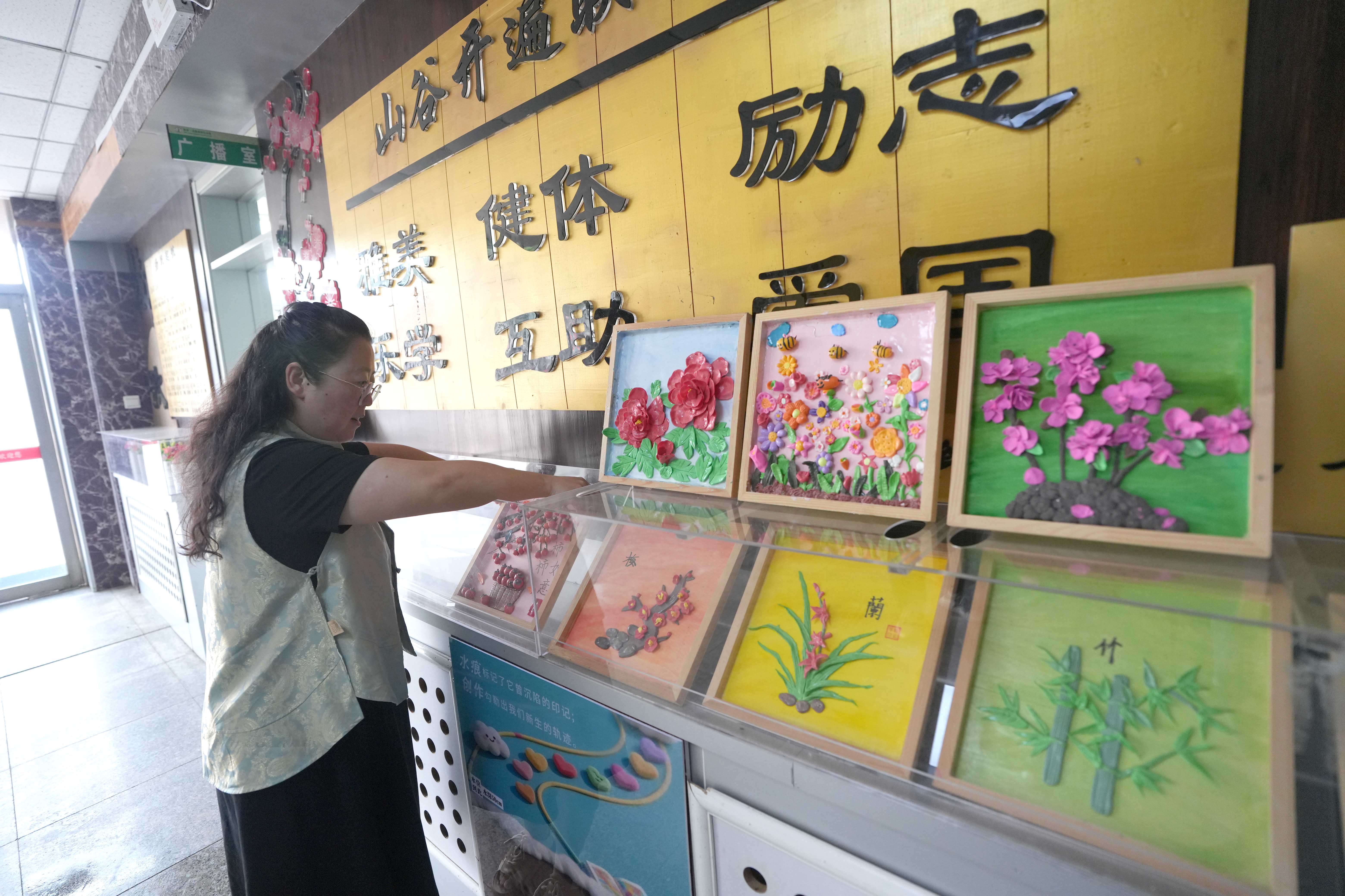 密云区冯家峪镇中心小学：洪水之后整修一新迎接新学年(图7)