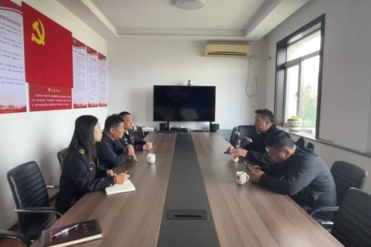区市场监管局党组书记、局长王珂带队赴巨各庄镇、河南寨镇、密云镇、中关村密云园市场监管所开展调研