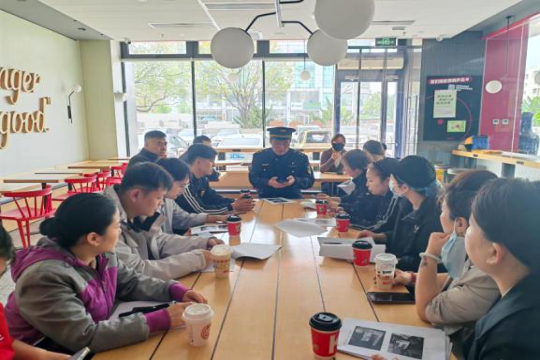 鼓楼街道市场监管所开展智慧监管专项行动，筑牢餐饮安全防线